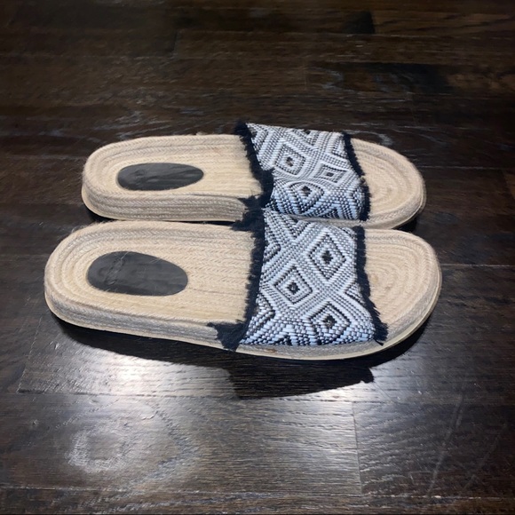 ASOS Raffia and Espadrille Black & White Sandals - Picture 4 of 5